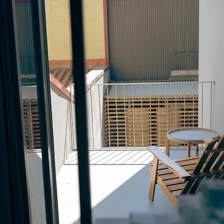 Domum 4 Lägenhetshotell Oporto