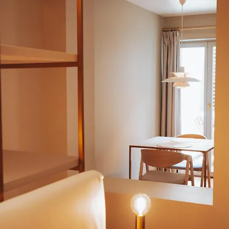 Domum 4 Hotel apartamentowy 3*