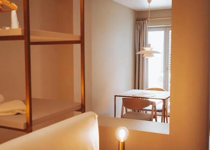 Domum 4 Apartahotel 3*