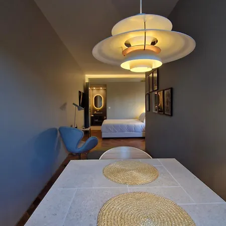Domum 4 Aparthotel *