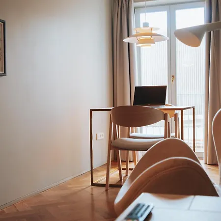 Domum 4 Aparthotel 3*