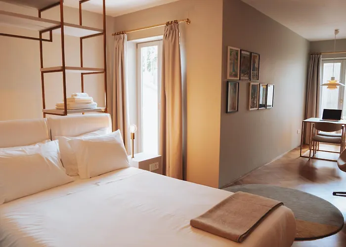 Domum 4 Appart hôtel 3*